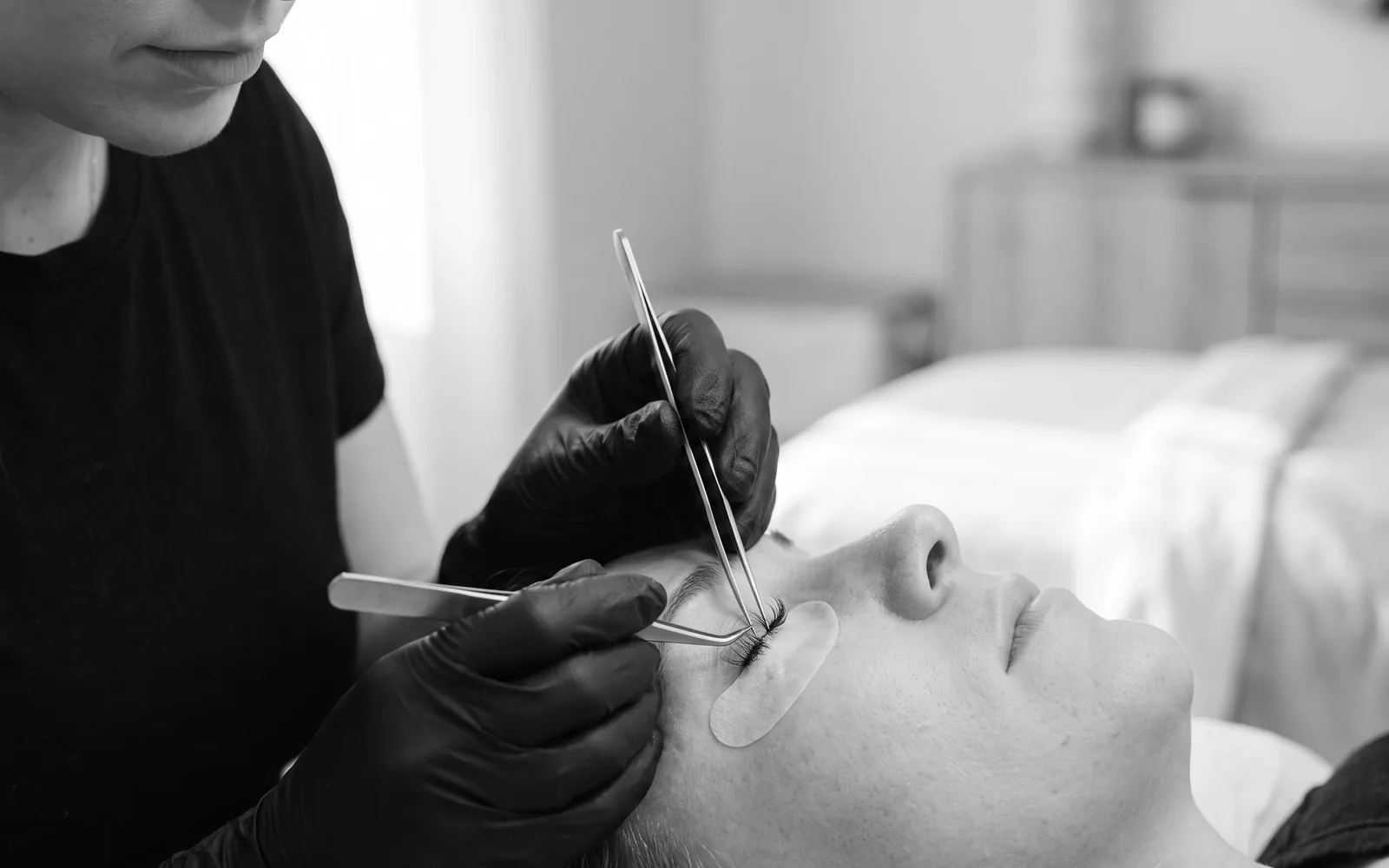 Why Your Lash Extensions Fall Out Early (and How to Help Them Last)